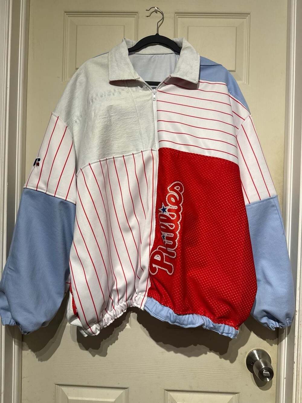 Russell Athletic Philadelphia Phillies Jacket Oversized Medium will fit Large